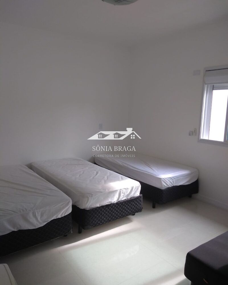 Casa à venda com 4 quartos, 230m² - Foto 14
