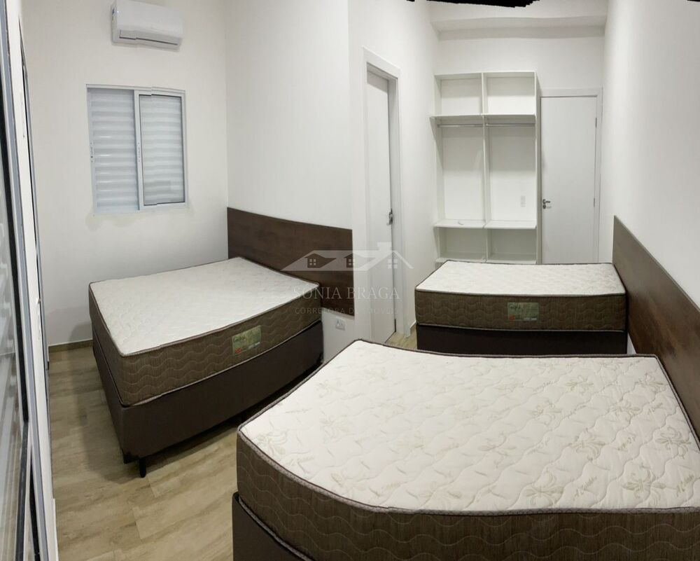 Casa, 4 quartos, 252 m² - Foto 2