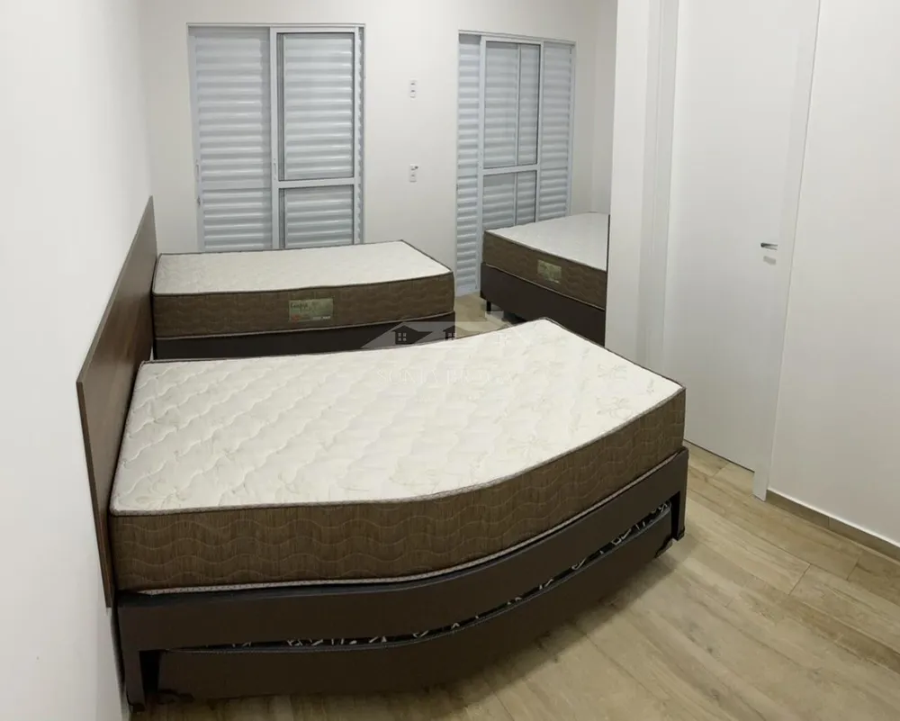 Casa, 4 quartos, 252 m² - Foto 2
