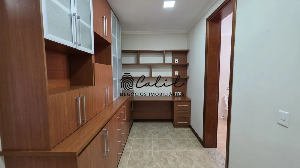Casa, 4 quartos, 390 m² - Foto 2