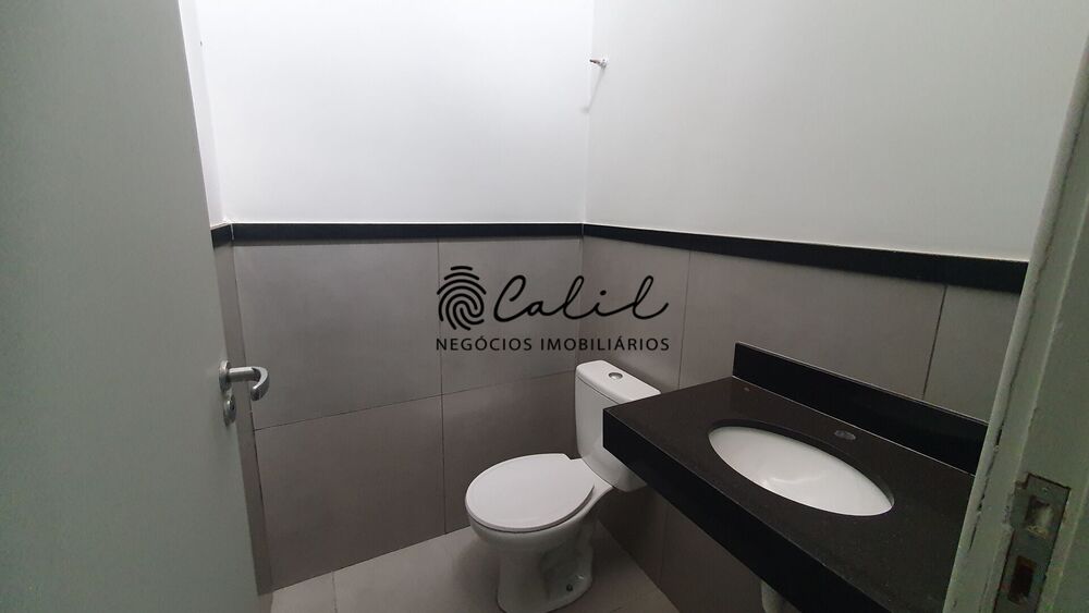 Casa, 4 quartos, 240 m² - Foto 1
