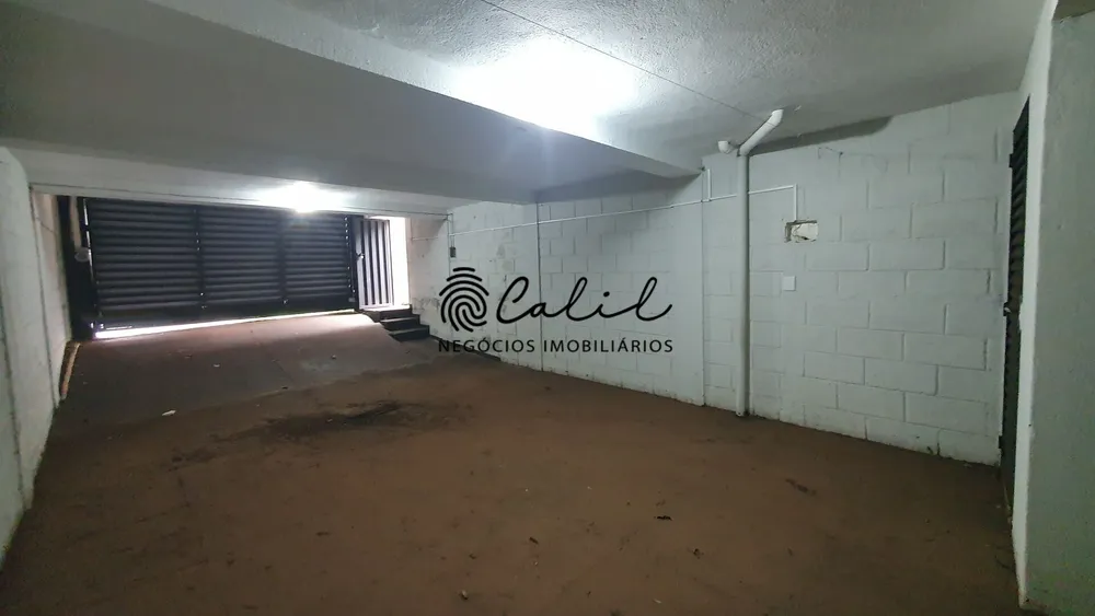 Casa, 4 quartos, 240 m² - Foto 19