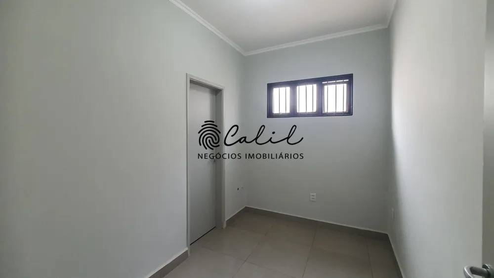 Casa, 4 quartos, 240 m² - Foto 10