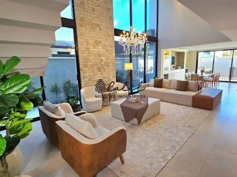 Casa, 3 quartos, 327 m² - Foto 2
