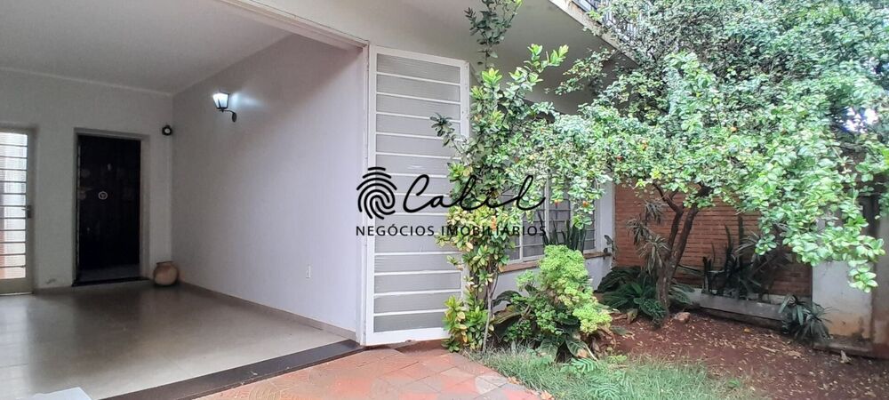 Casa, 3 quartos, 201 m² - Foto 1