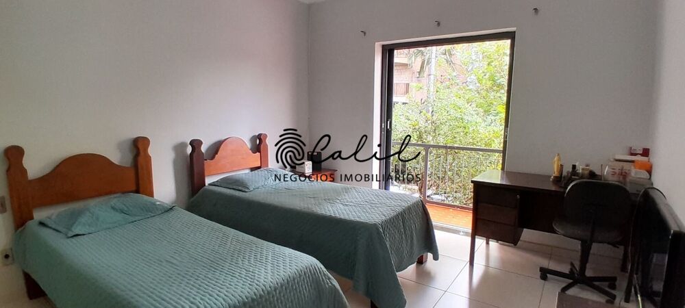 Casa, 3 quartos, 201 m² - Foto 2