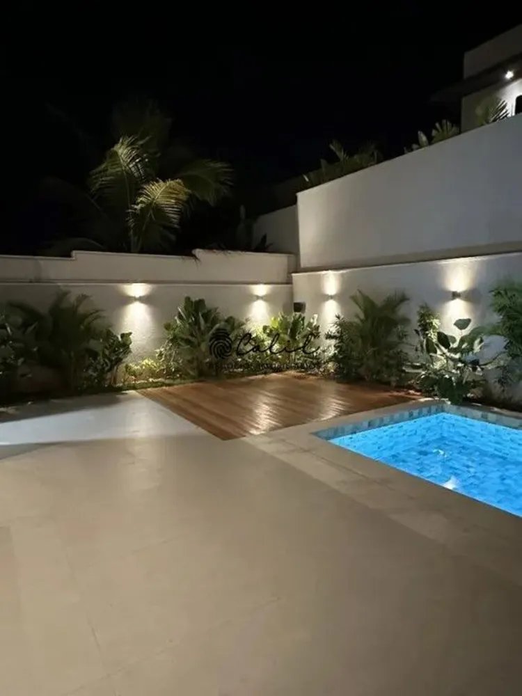 Sobrado, 3 quartos, 252 m² - Foto 1