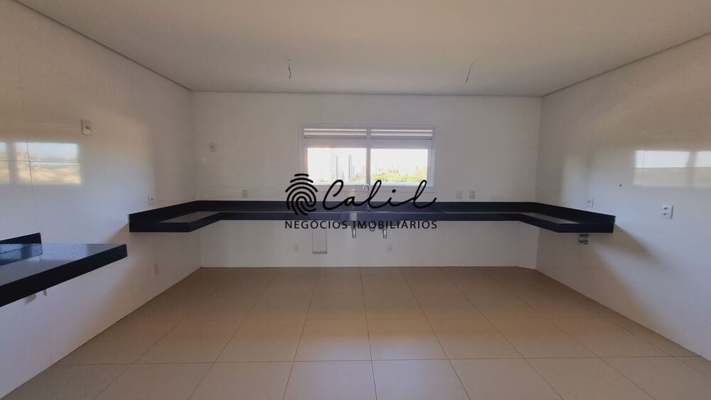 Apartamento à venda com 4 quartos, 381m² - Foto 1