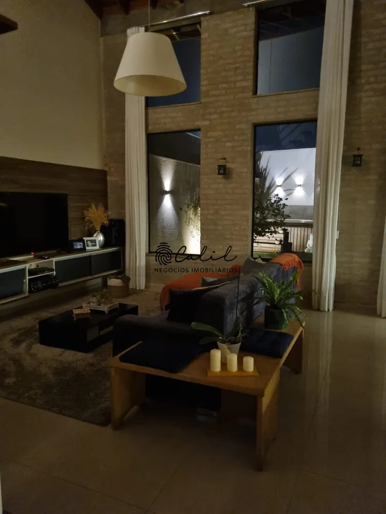 Casa, 3 quartos, 250 m² - Foto 4