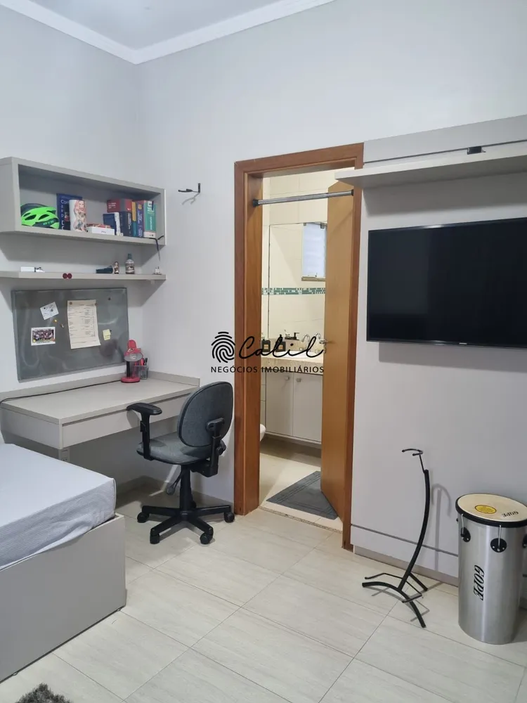 Casa, 3 quartos, 250 m² - Foto 18