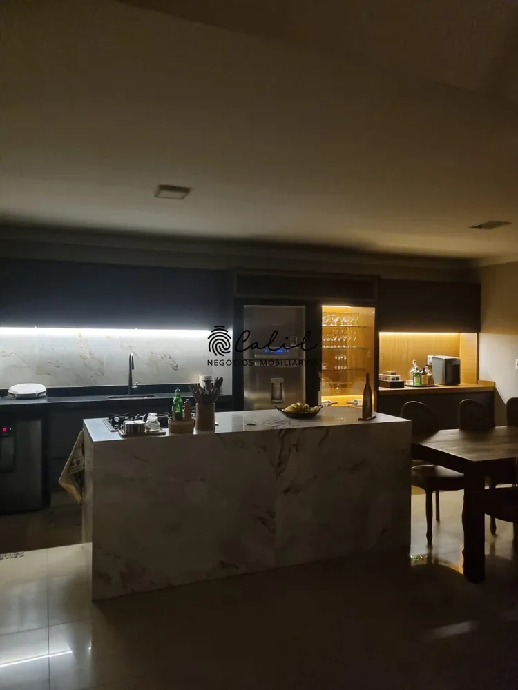 Casa, 3 quartos, 250 m² - Foto 7
