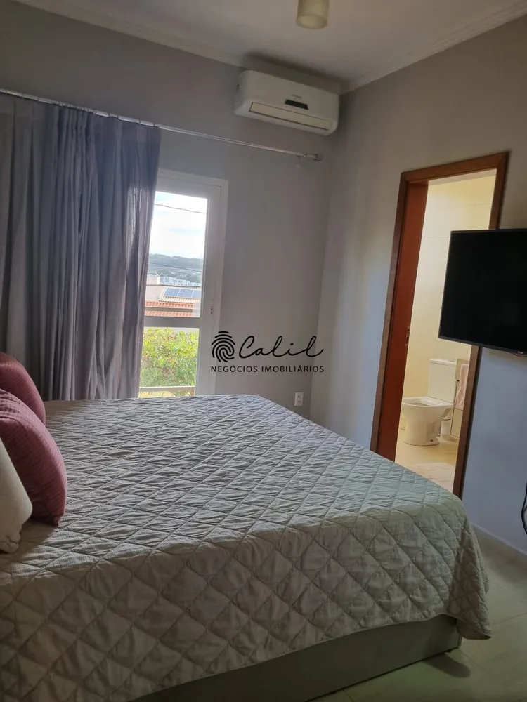 Casa, 3 quartos, 250 m² - Foto 3