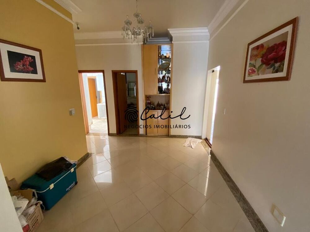 Casa de Condomínio à venda com 4 quartos, 387m² - Foto 4