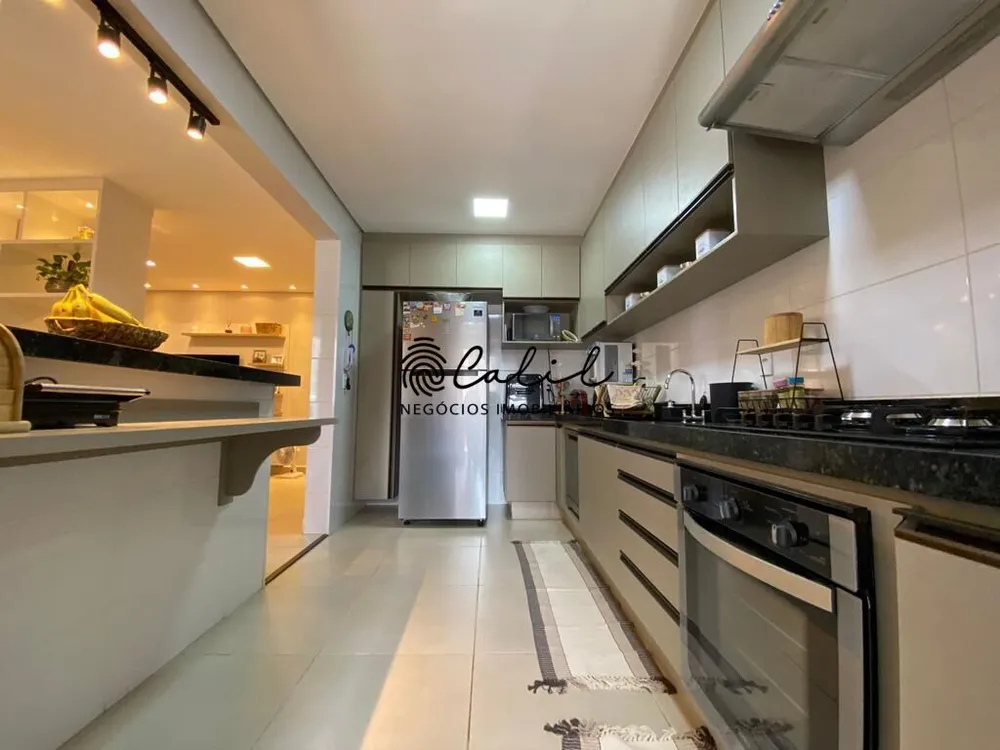 Apartamento, 3 quartos, 127 m² - Foto 2