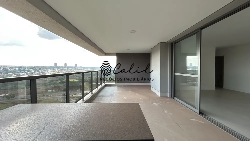 Apartamento, 3 quartos, 227 m² - Foto 1
