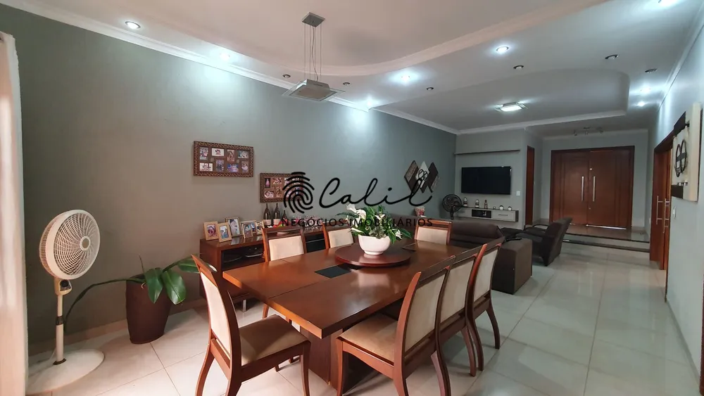 Casa, 3 quartos, 360 m² - Foto 4