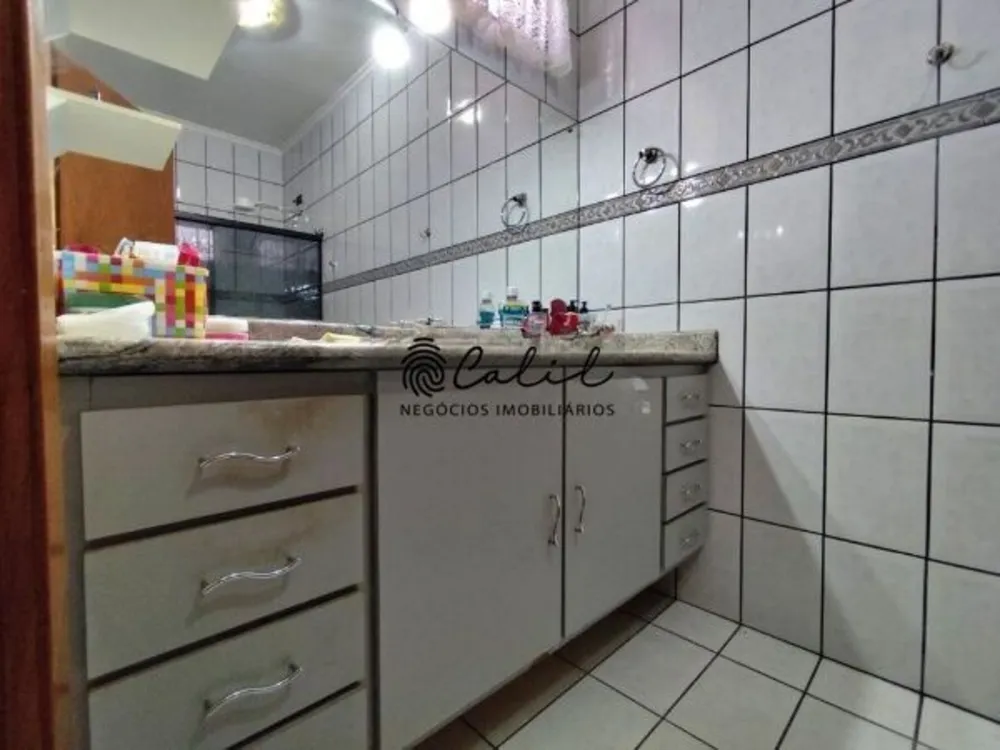 Casa, 4 quartos, 233 m² - Foto 3