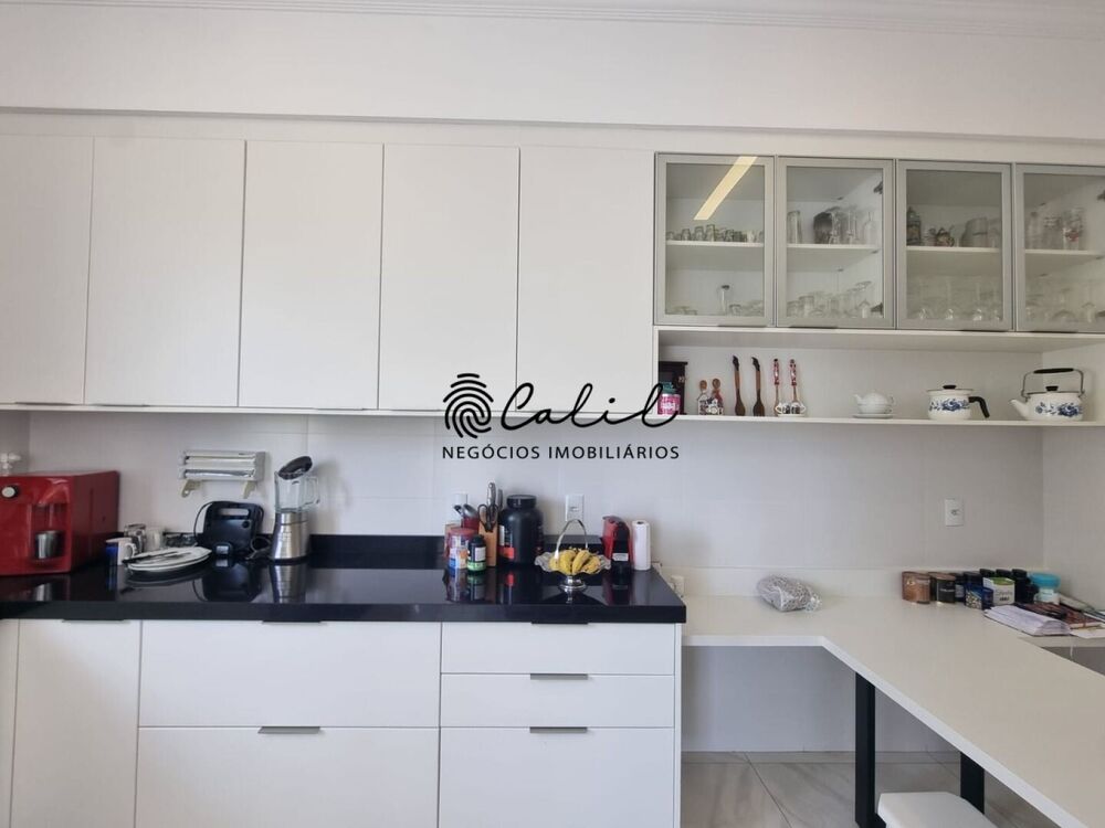 Casa, 3 quartos, 310 m² - Foto 2