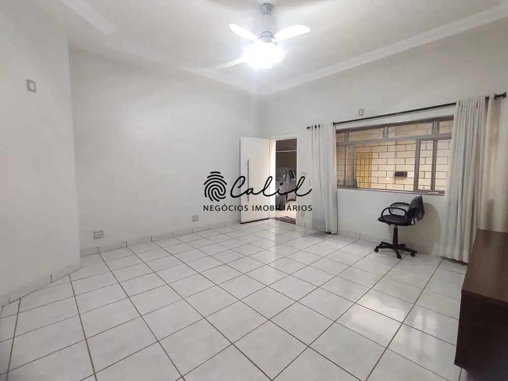 Casa, 3 quartos, 255 m² - Foto 6