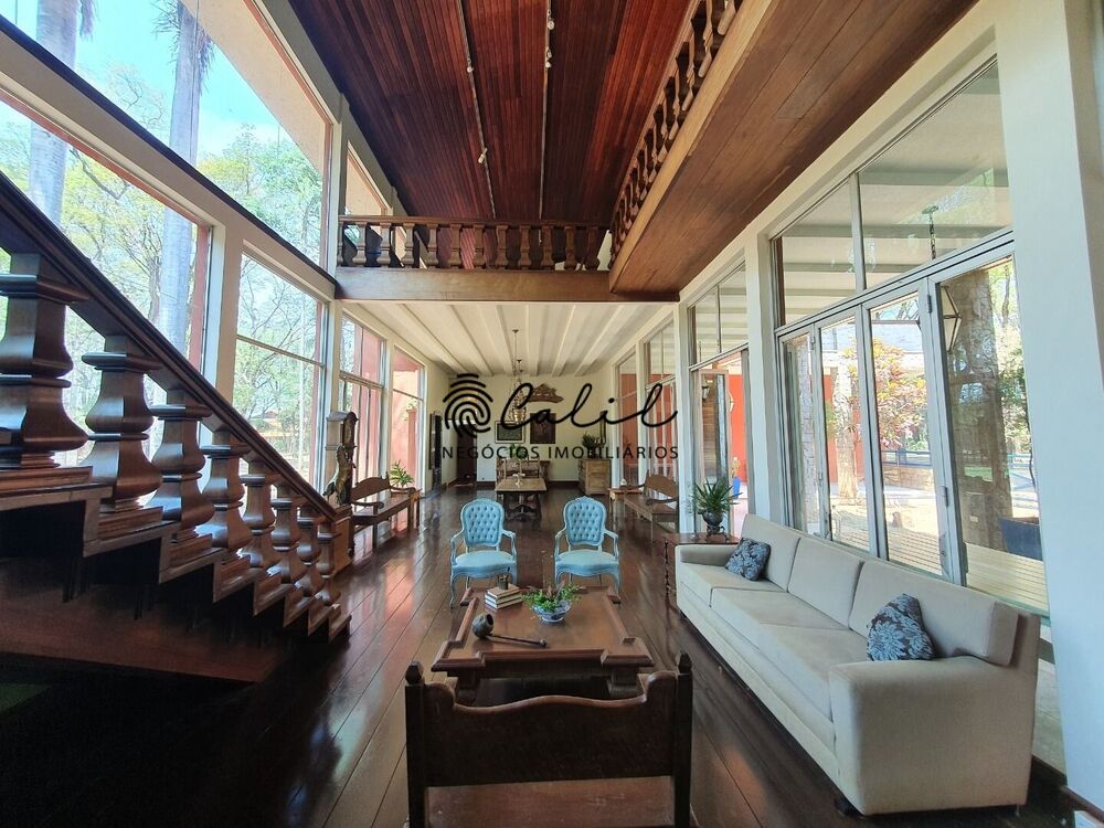 Chácara à venda com 6 quartos, 800m² - Foto 17