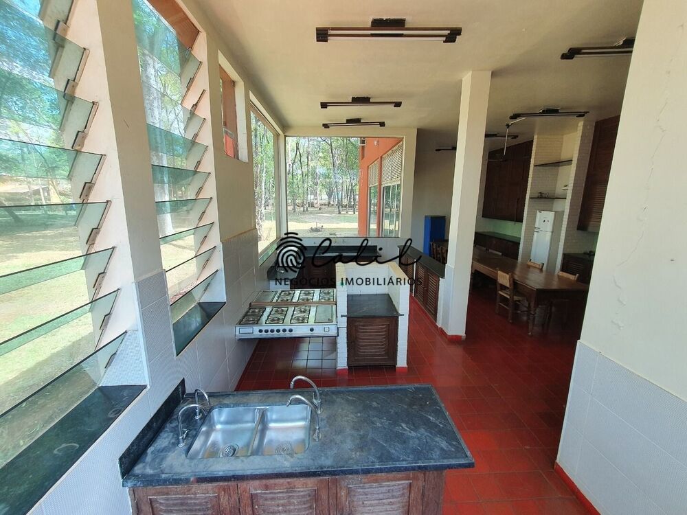 Chácara à venda com 6 quartos, 800m² - Foto 29