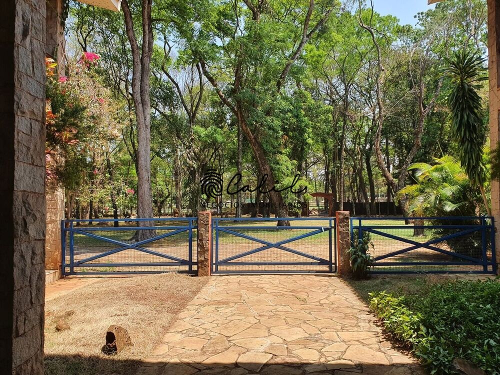 Chácara à venda com 6 quartos, 800m² - Foto 18