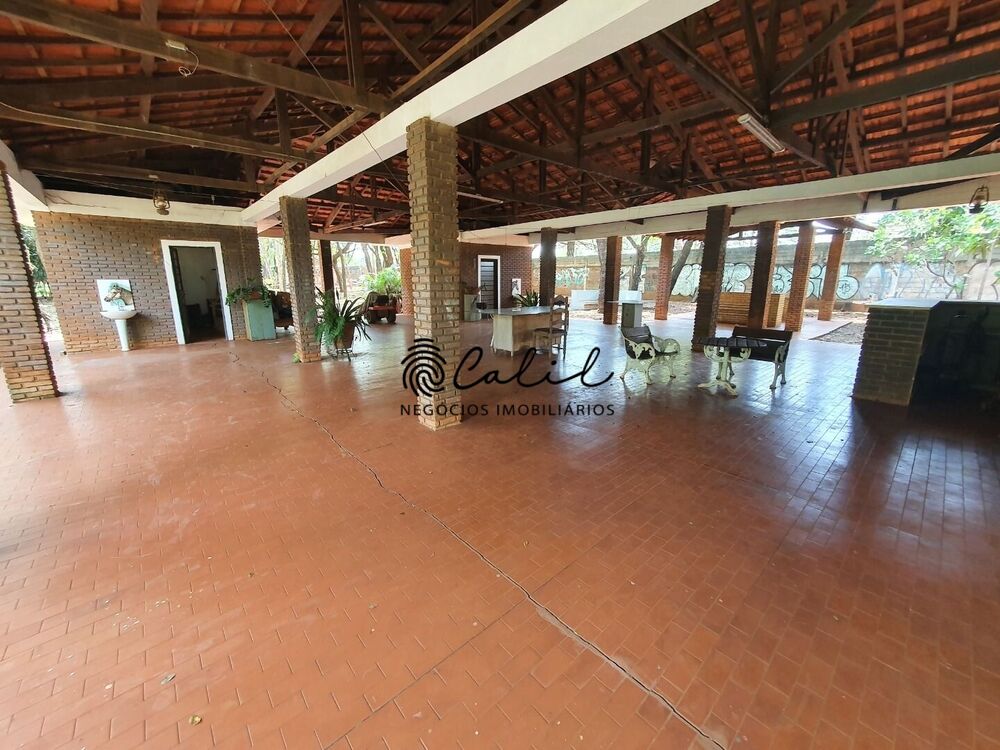 Chácara à venda com 6 quartos, 800m² - Foto 11