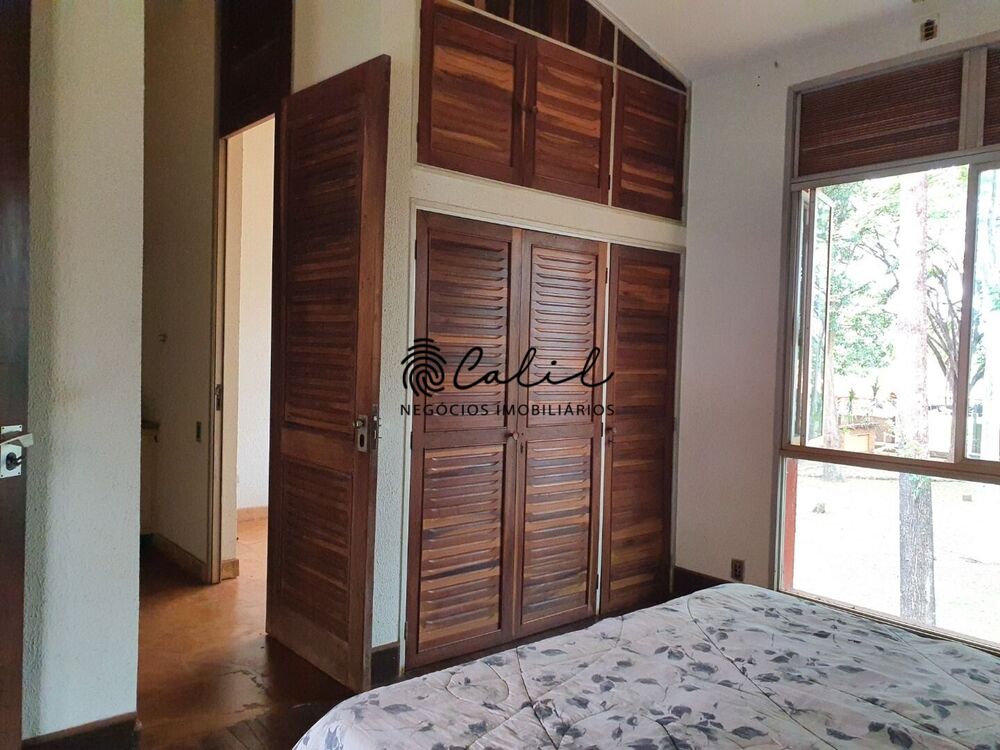 Chácara à venda com 6 quartos, 800m² - Foto 27