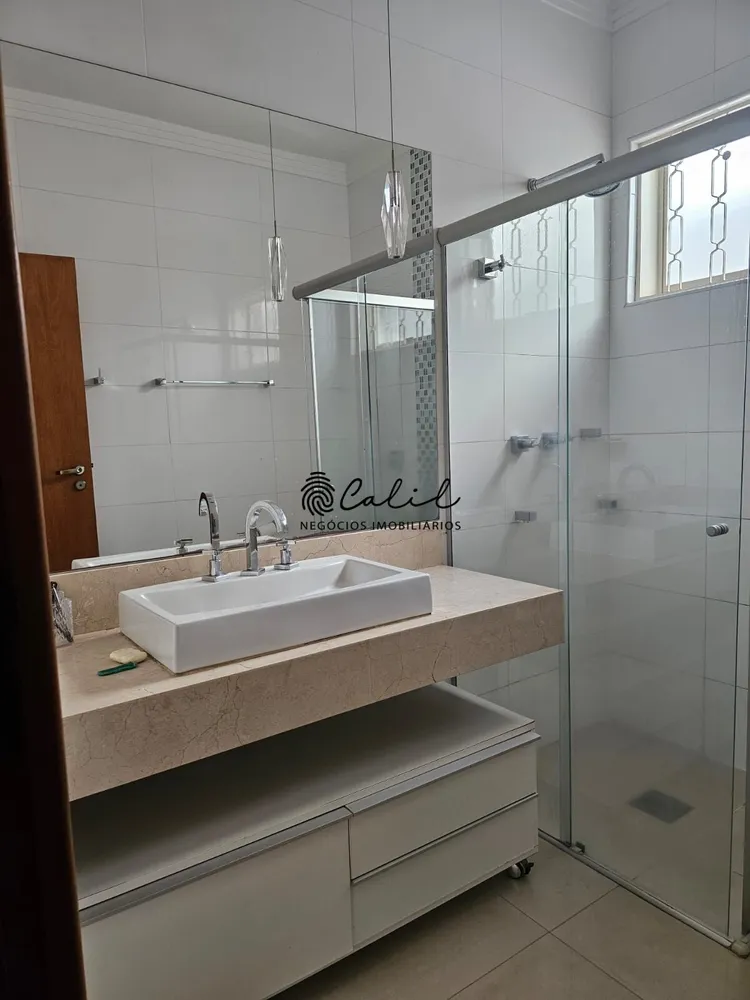 Casa, 4 quartos, 276 m² - Foto 8