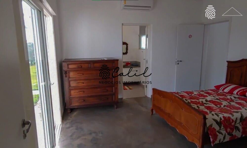 Chácara à venda com 6 quartos, 650m² - Foto 1