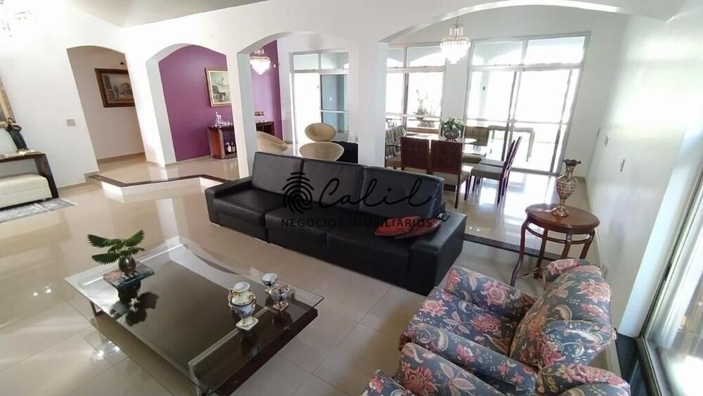 Casa, 3 quartos, 334 m² - Foto 1