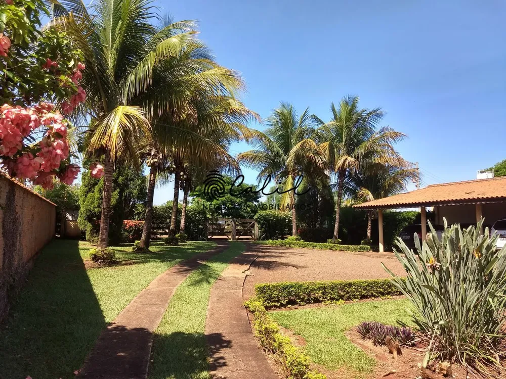 Chácara, 3 quartos, 2500 m² - Foto 12