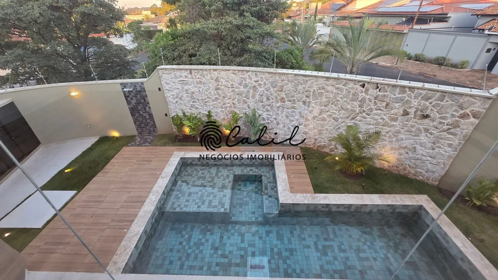 Casa, 4 quartos, 580 m² - Foto 1
