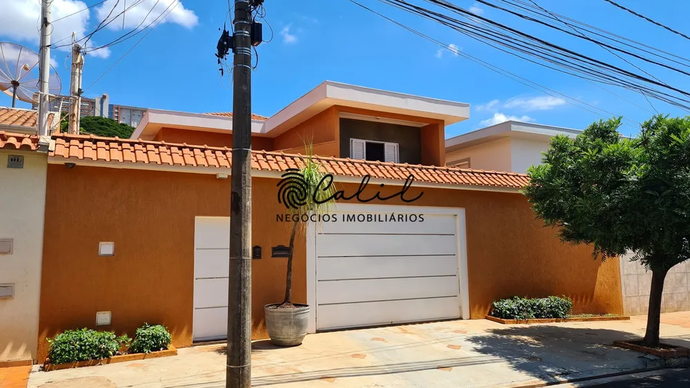 Sobrado, 4 quartos, 321 m² - Foto 1