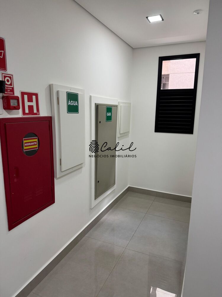 Apartamento à venda com 2 quartos, 67m² - Foto 7