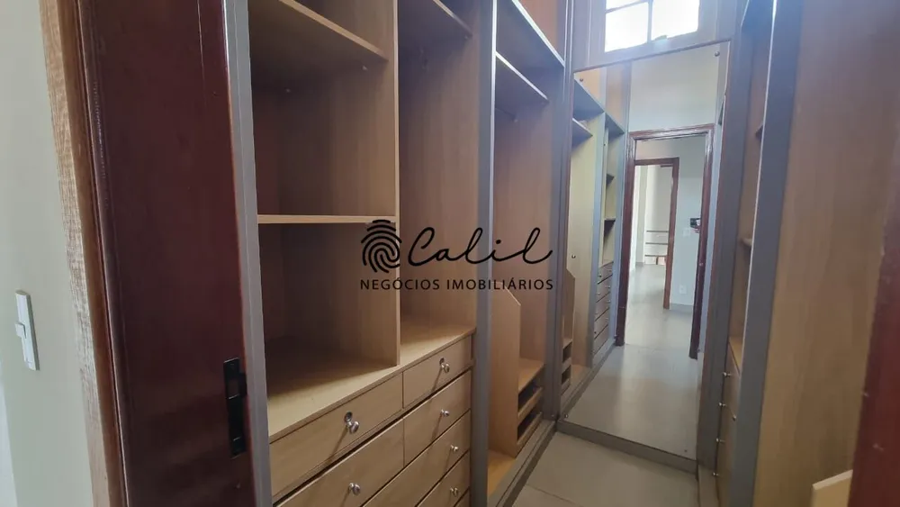Casa, 3 quartos, 366 m² - Foto 9