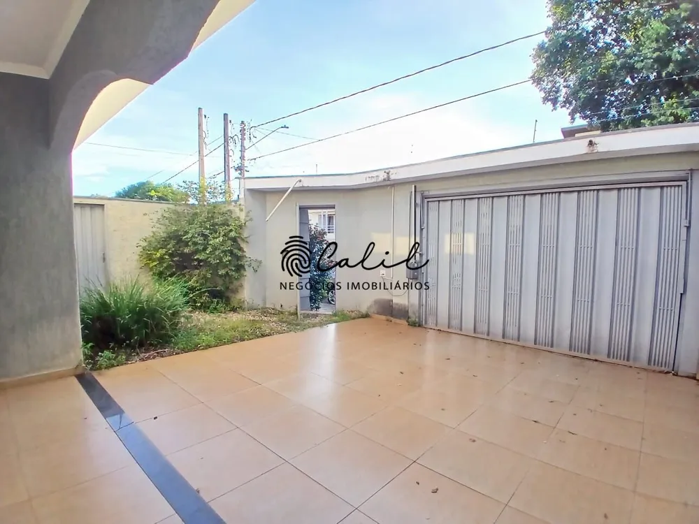 Casa, 4 quartos, 195 m² - Foto 2