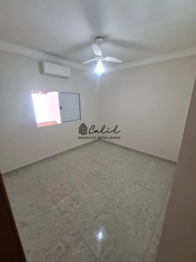 Casa, 3 quartos, 220 m² - Foto 4