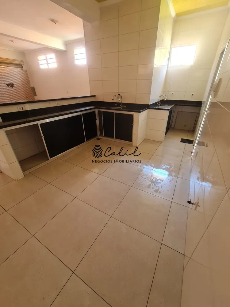 Casa, 3 quartos, 220 m² - Foto 12