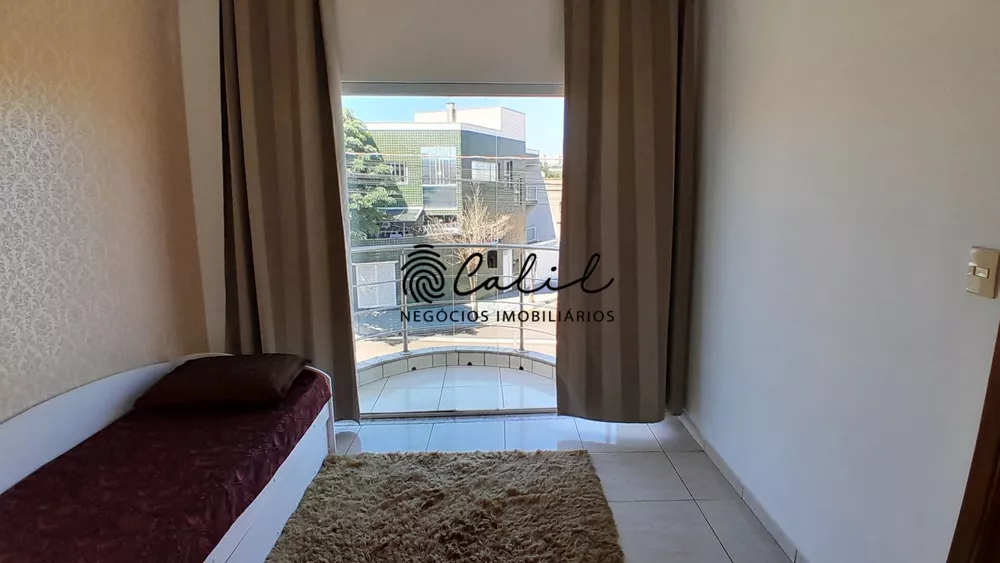 Casa, 3 quartos, 201 m² - Foto 6