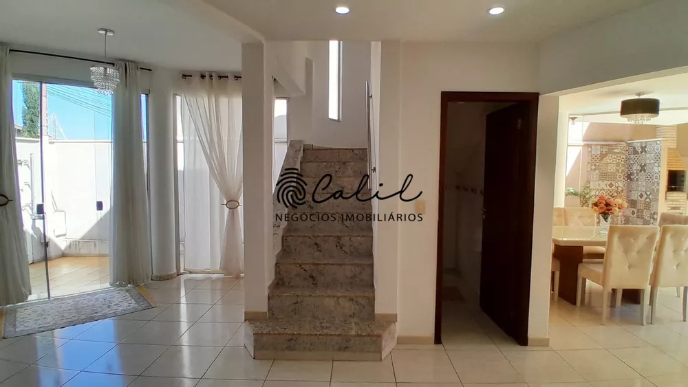 Casa, 3 quartos, 201 m² - Foto 7