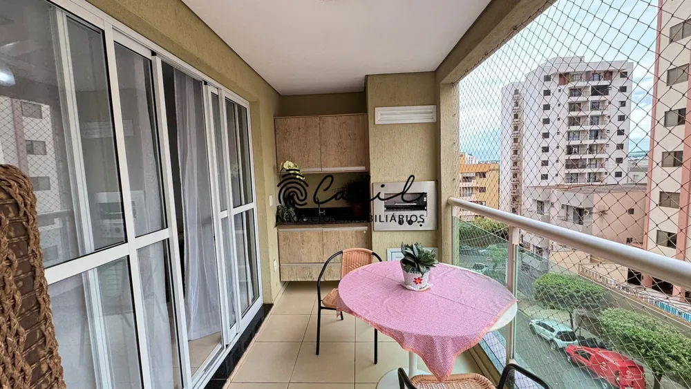 Apartamento, 3 quartos, 120 m² - Foto 1