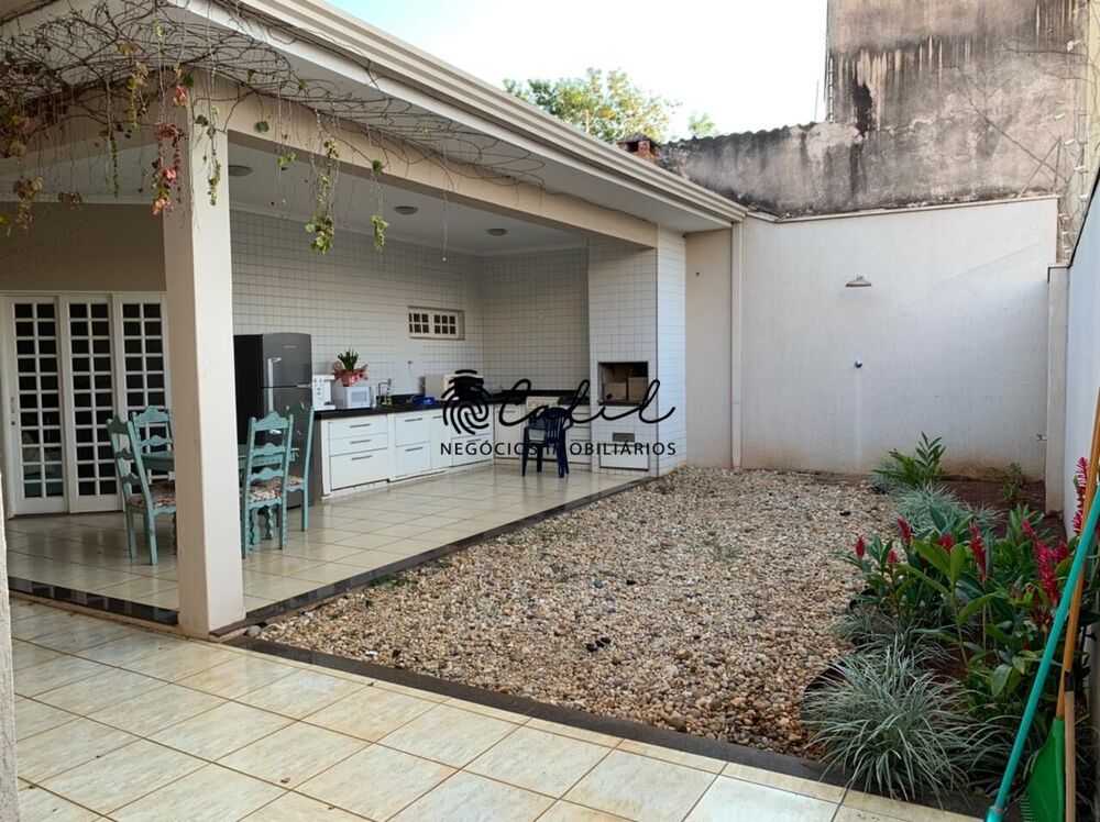 Casa, 3 quartos, 242 m² - Foto 7
