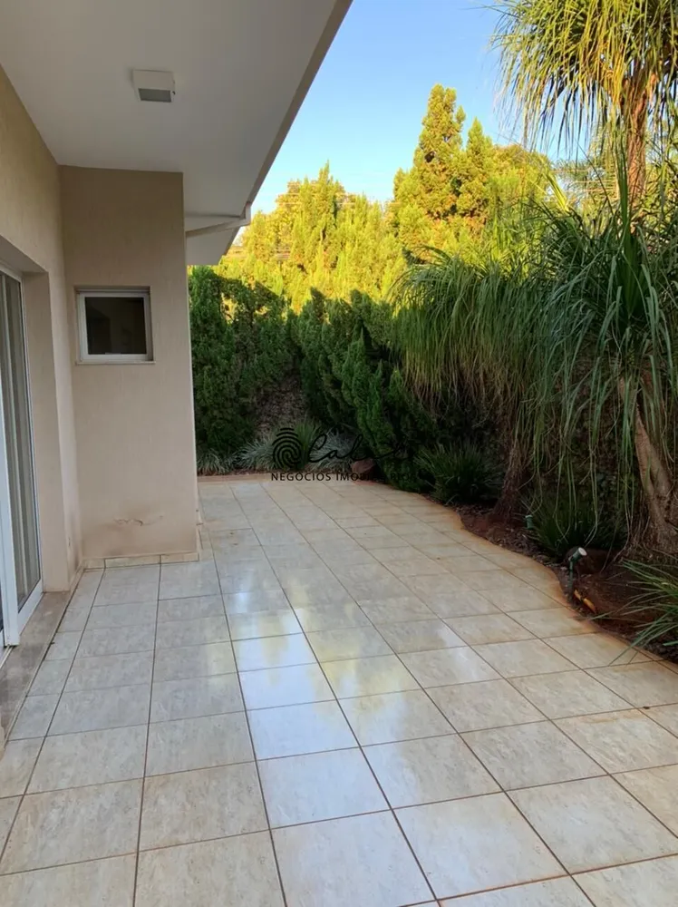 Casa, 3 quartos, 242 m² - Foto 4