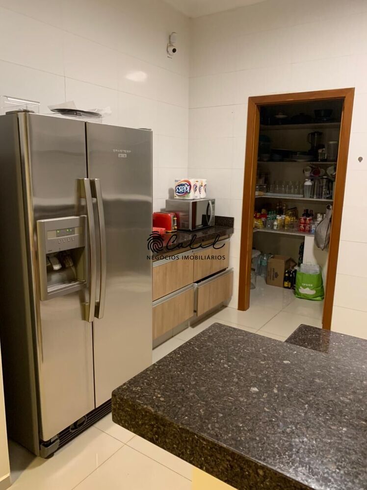 Casa, 3 quartos, 242 m² - Foto 6