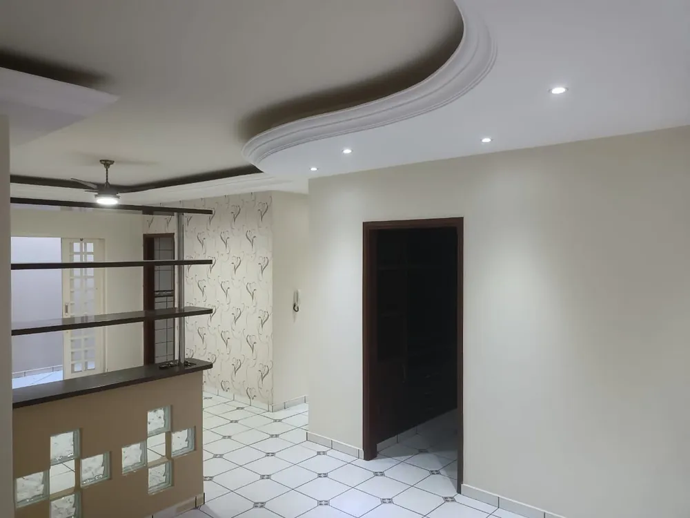 Casa, 3 quartos, 223 m² - Foto 8