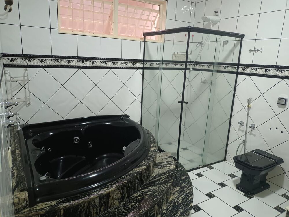 Casa à venda com 3 quartos, 223m² - Foto 8