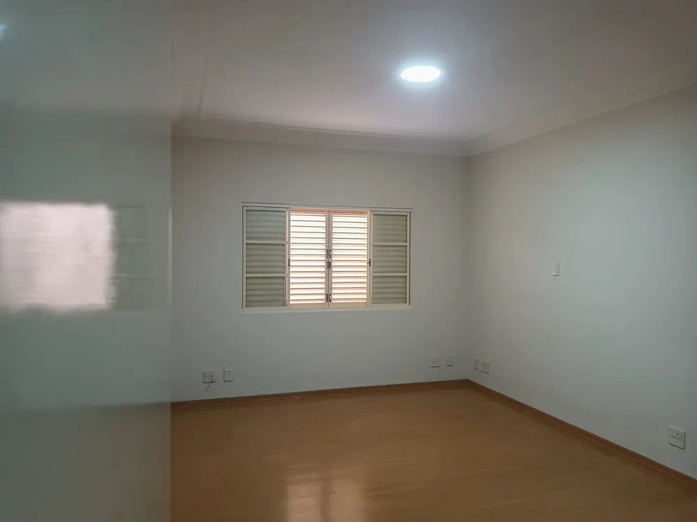 Casa, 3 quartos, 223 m² - Foto 20