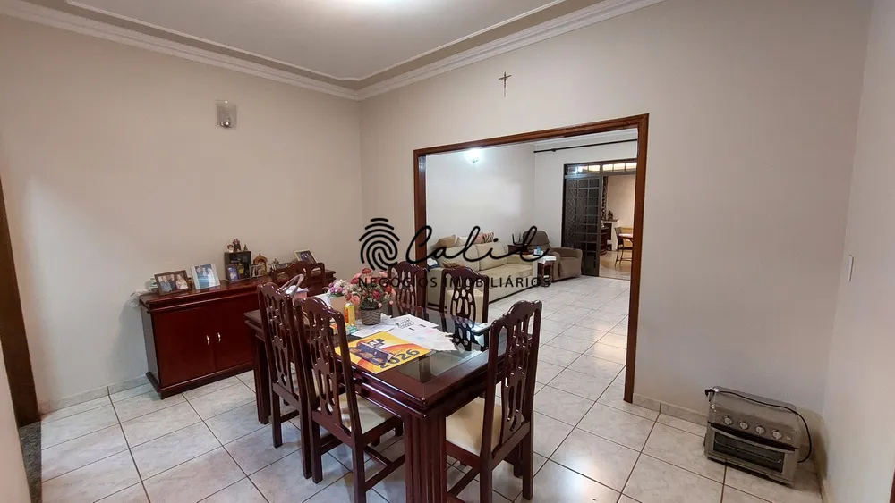 Casa, 3 quartos, 300 m² - Foto 8