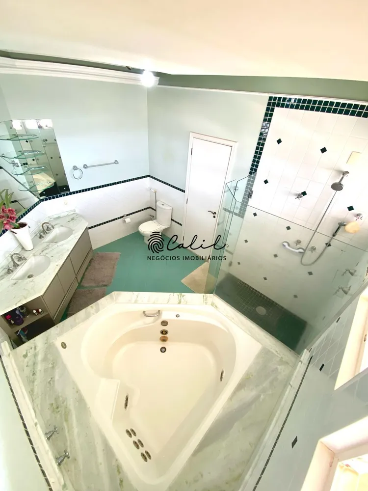 Sobrado, 3 quartos, 400 m² - Foto 1